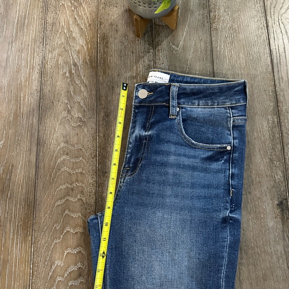 Risen Jeans - Picture 10 of 12